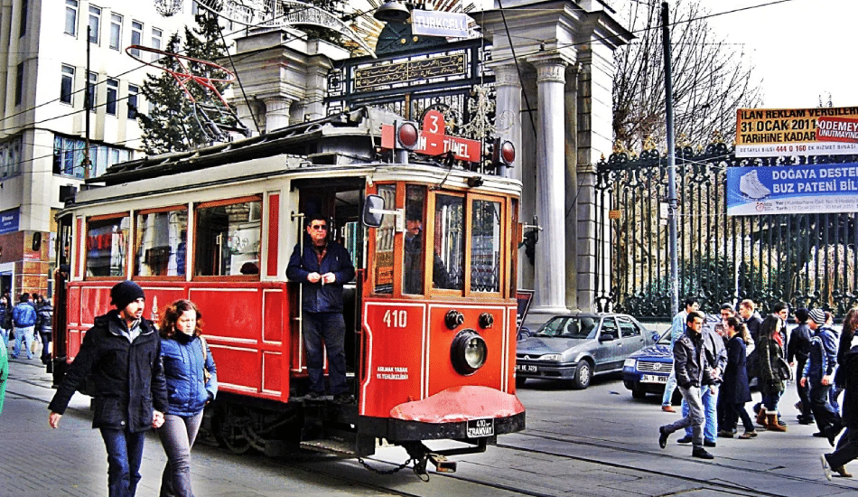 istanbul city tourist bus