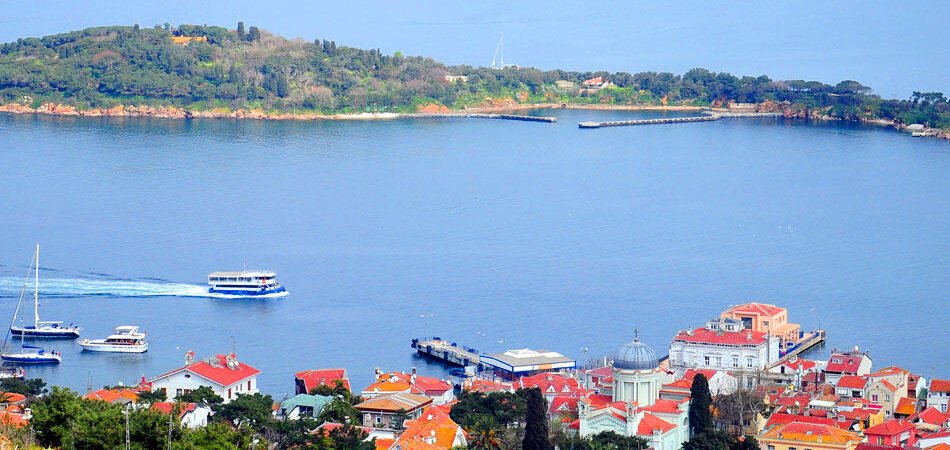 places to visit in princess island istanbul