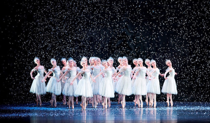 The Nutcracker by Tchaikovsky, Music - Pyotr Il'yich Tchaikovsky, Choreography - Peter Wright after Lev Ivanov, Designs - Julia Trevelyan Oman, Lighting - Mark Henderson, The Royal Ballet, The Royal Opera House 2009, Credit Johan Persson/