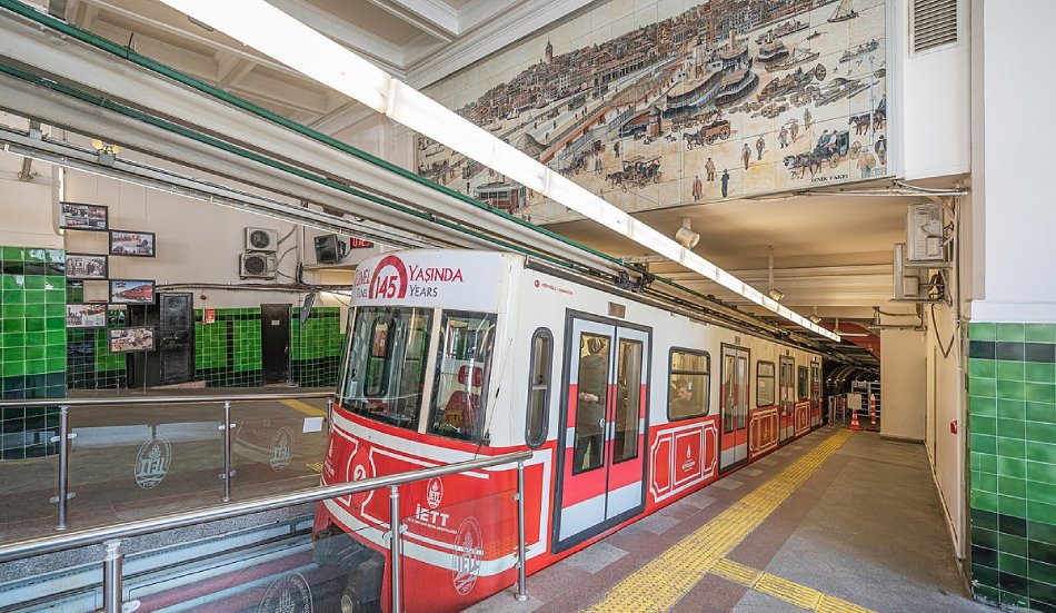 istanbul city tourist bus